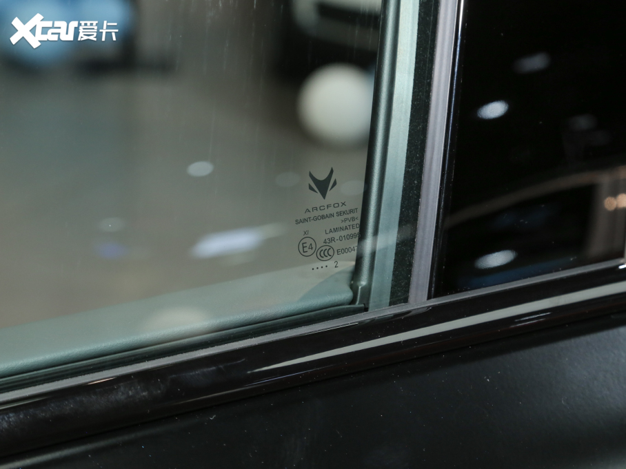 2022O S(ARCFOX S) HI A