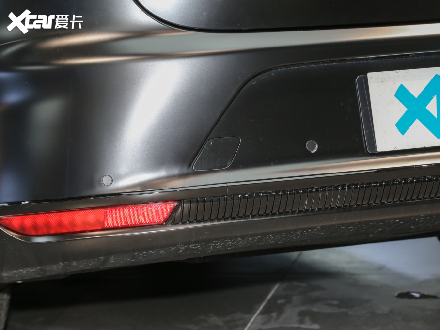 2022O S(ARCFOX S) HI A