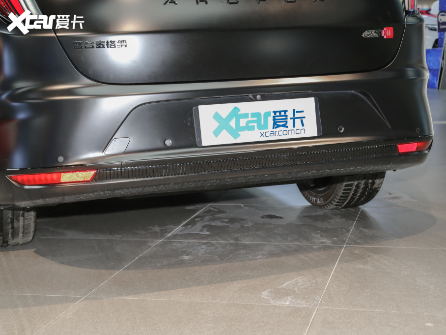 2022O S(ARCFOX S) HI A