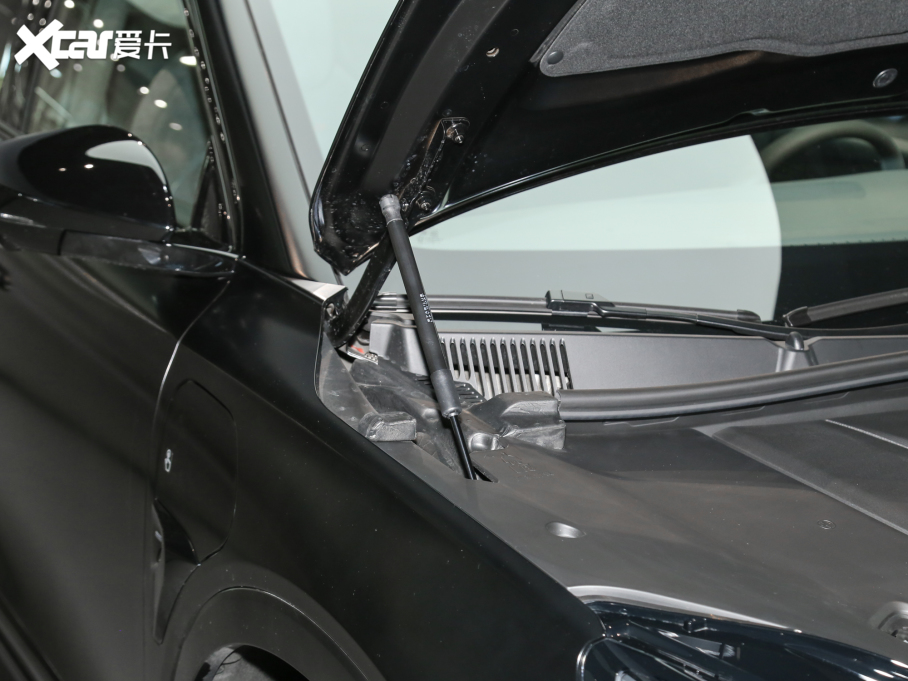 2022O S(ARCFOX S) HI A