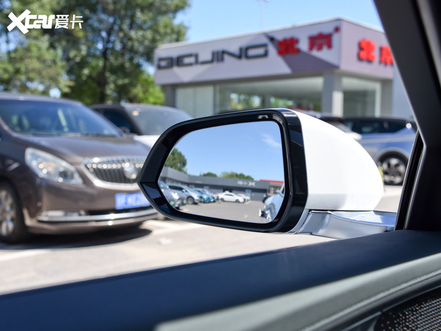 2022O S(ARCFOX S) 525S 175kW