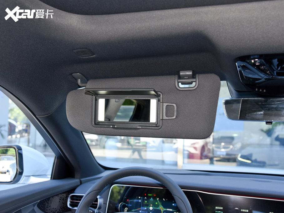 2022O S(ARCFOX S) 525S 175kW