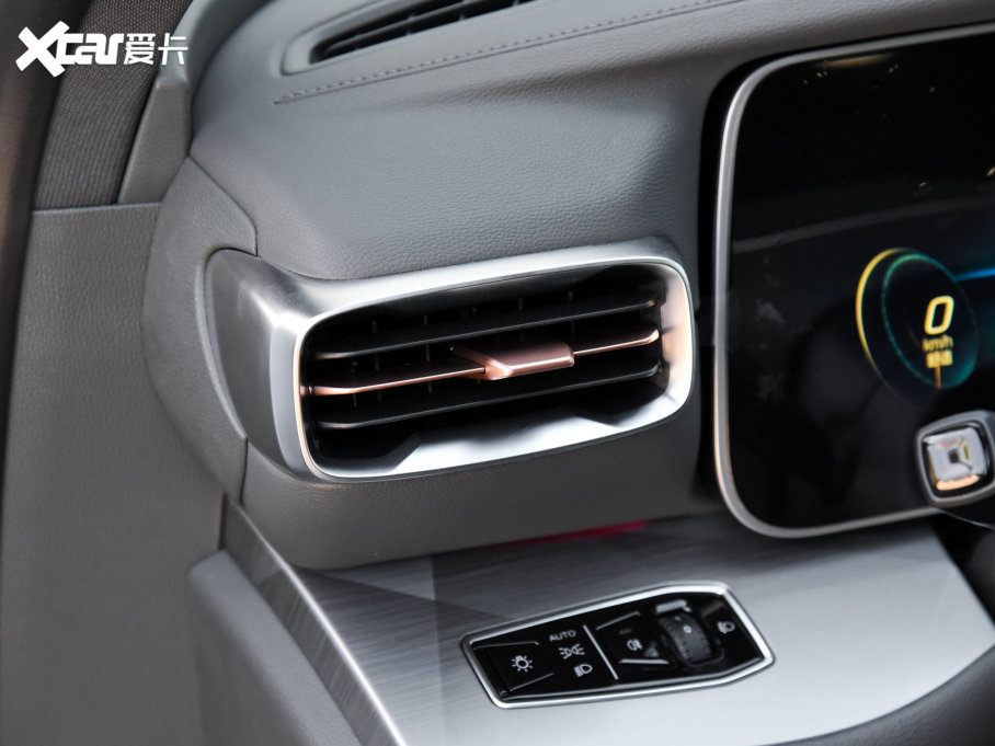 2022O S(ARCFOX S) 525S 175kW