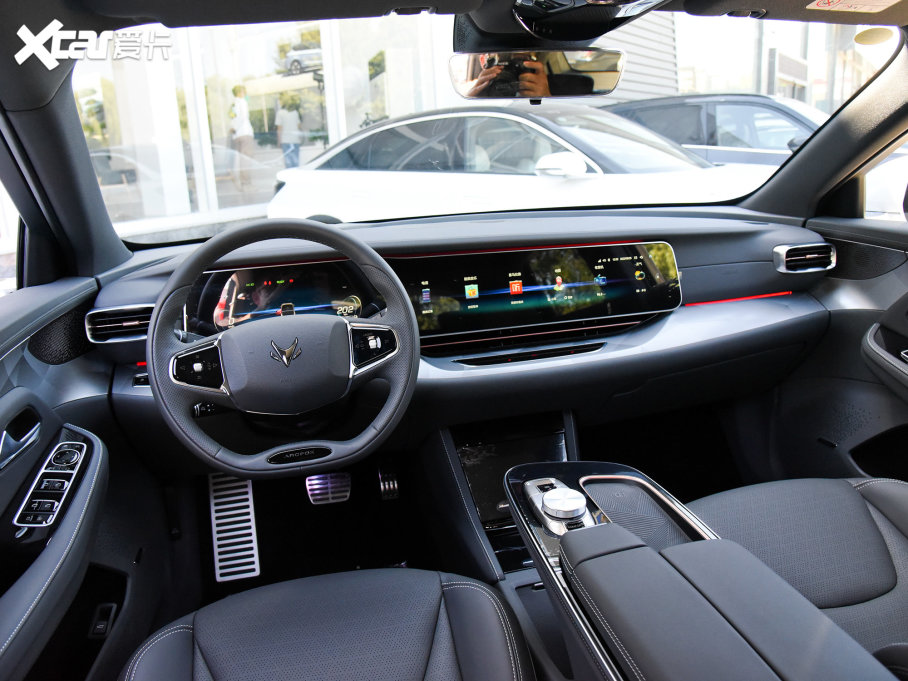 2022O S(ARCFOX S) 525S 175kW