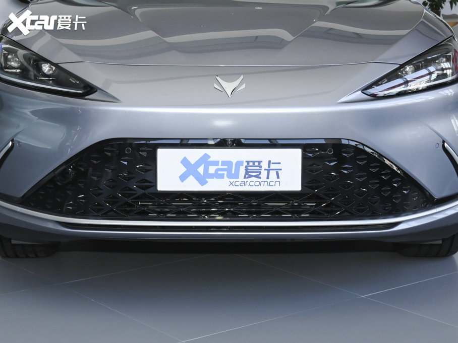 2021O S(ARCFOX S) 708S+ 175kW