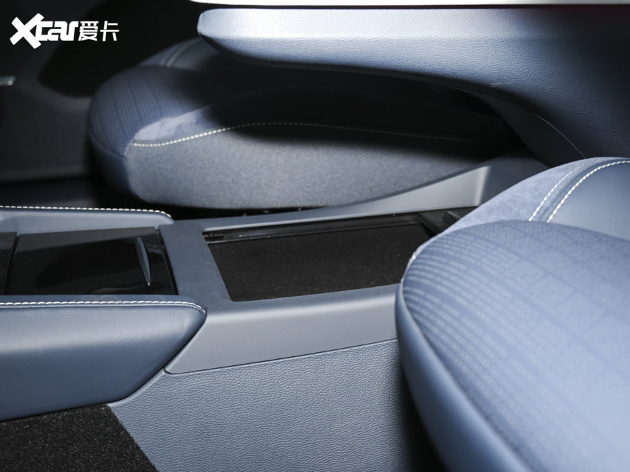 2021O S(ARCFOX S) 708S+ 175kW