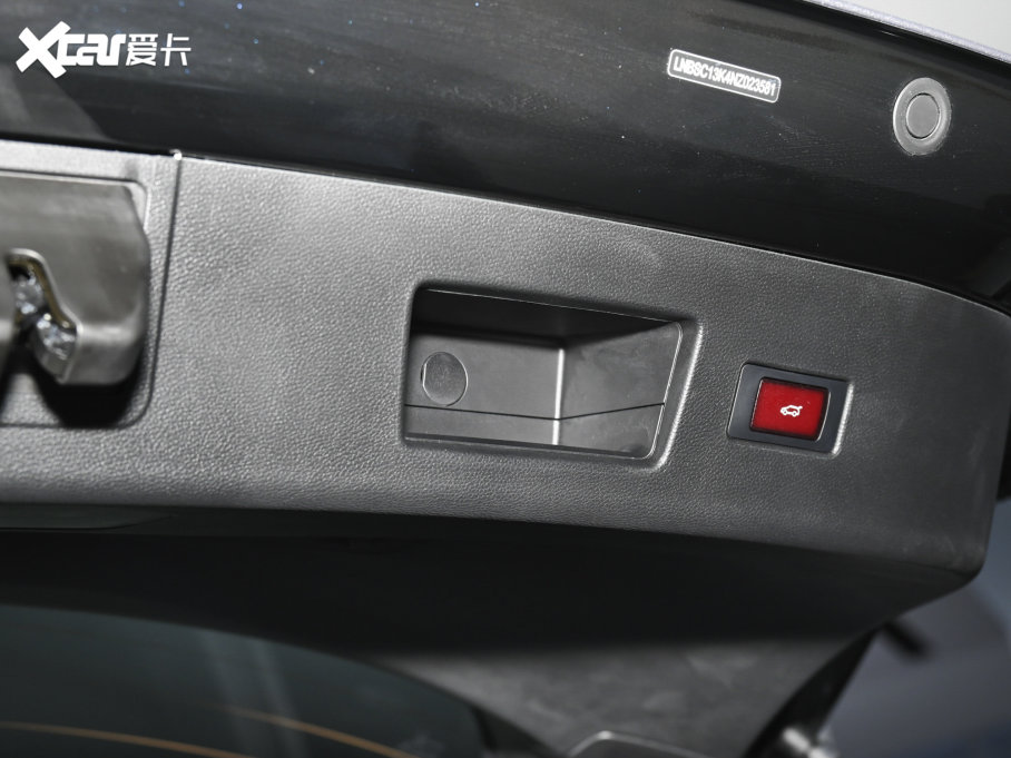 2021O S(ARCFOX S) 708S+ 175kW