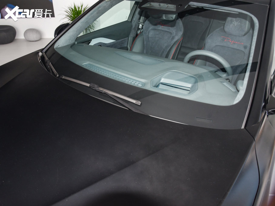 2022O S(ARCFOX S) HI M(jn)A