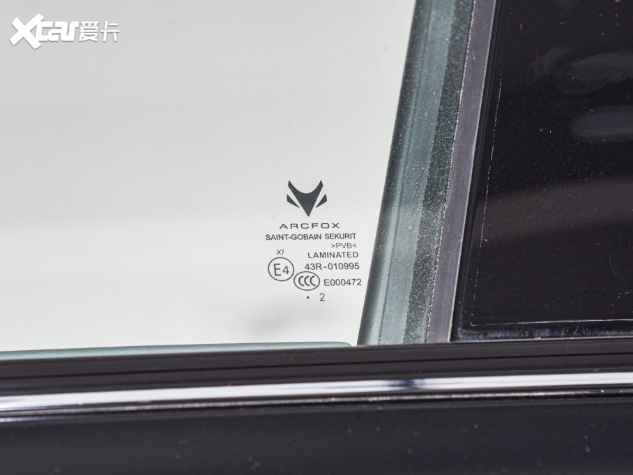 2022O S(ARCFOX S) HI M(jn)A