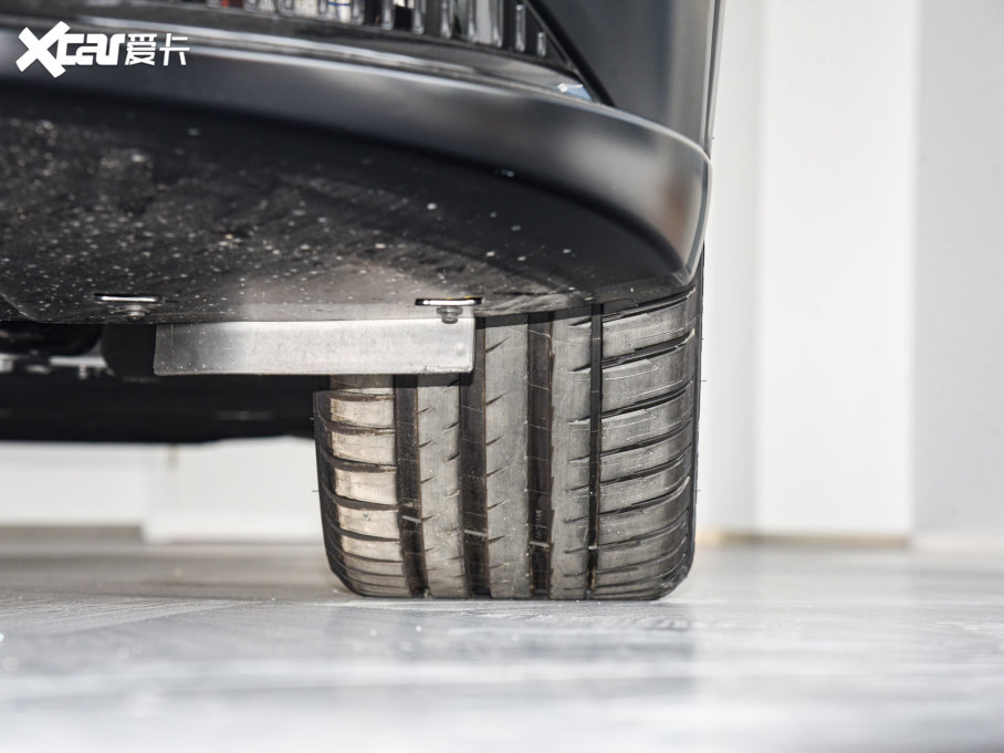 2022O S(ARCFOX S) HI MA