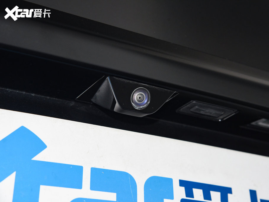 2022O S(ARCFOX S) HI M(jn)A