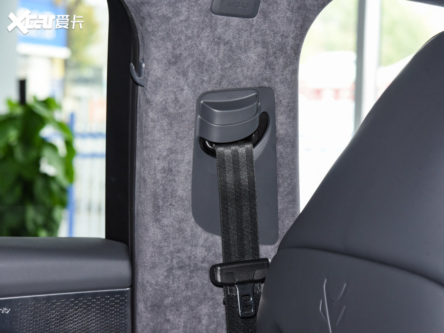 2022O S(ARCFOX S) HI MA