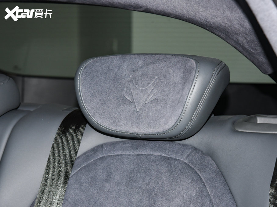 2022O S(ARCFOX S) HI MA