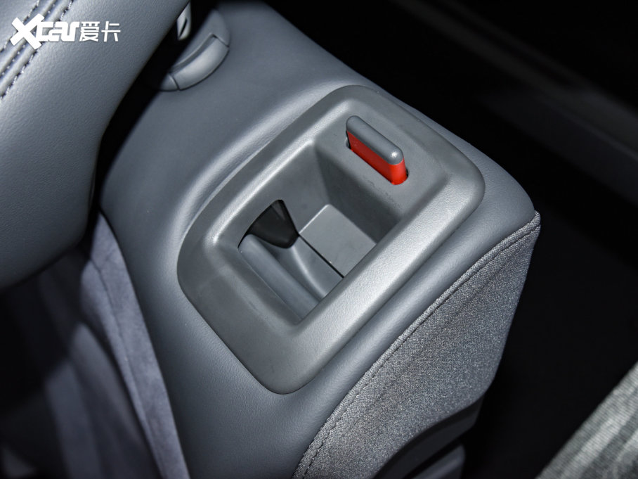 2022O S(ARCFOX S) HI MA