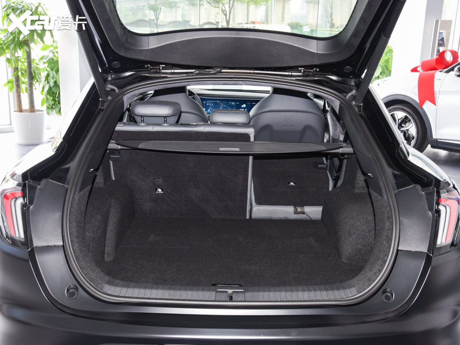 2022O S(ARCFOX S) HI MA