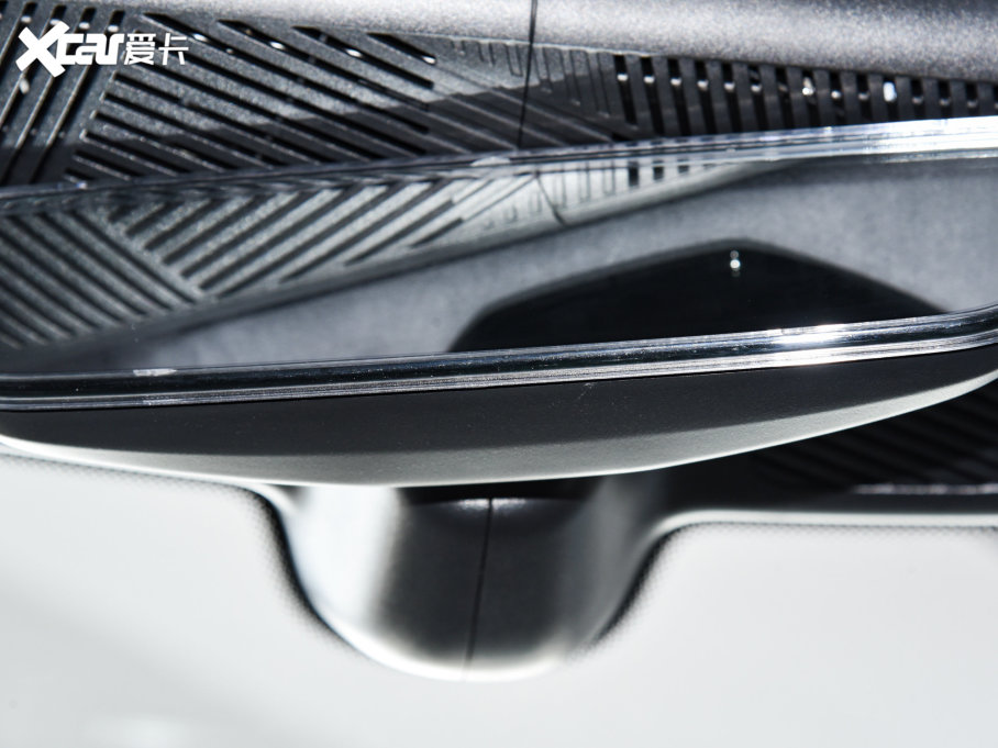 2022O S(ARCFOX S) HI M(jn)A