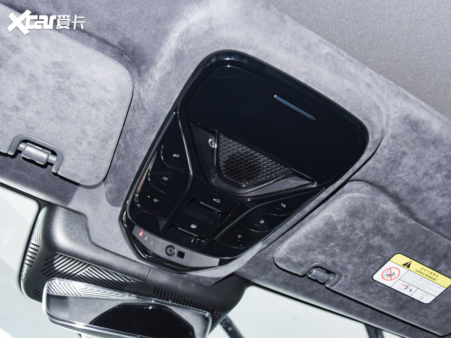 2022O S(ARCFOX S) HI MA