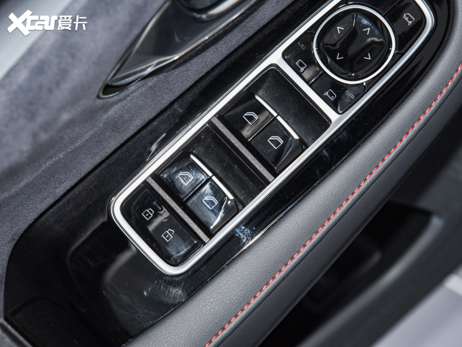 2022��O�� ������S(ARCFOX ��S) HI�� �M�A��