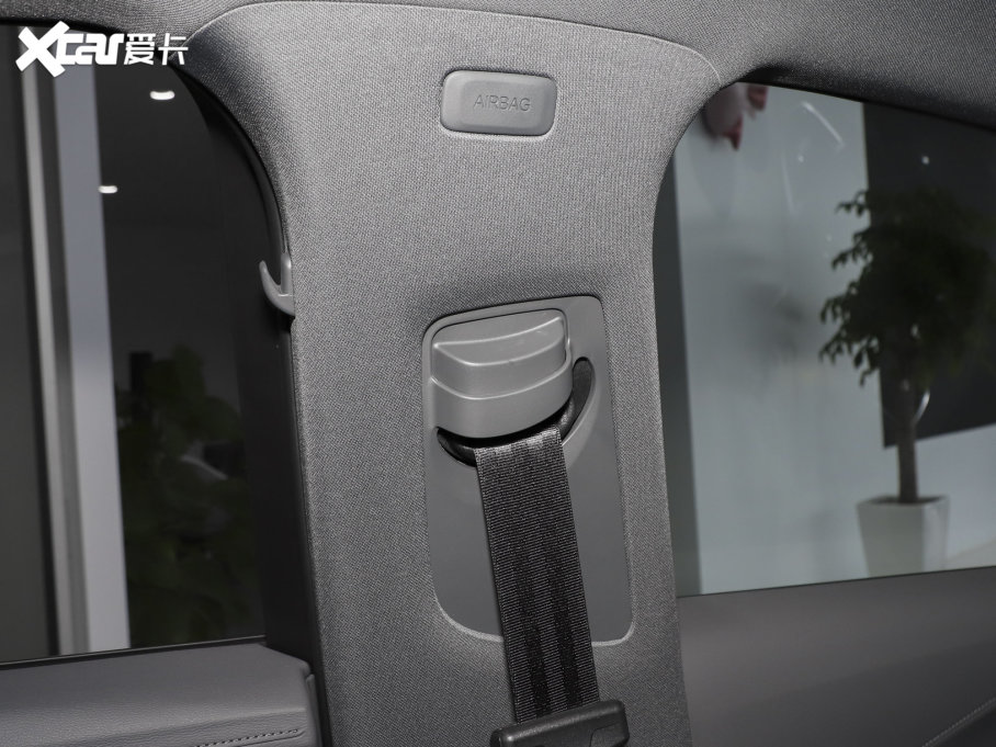 2022O S(ARCFOX S) 525S 160kW