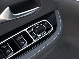 2022525S 175kW п؅^