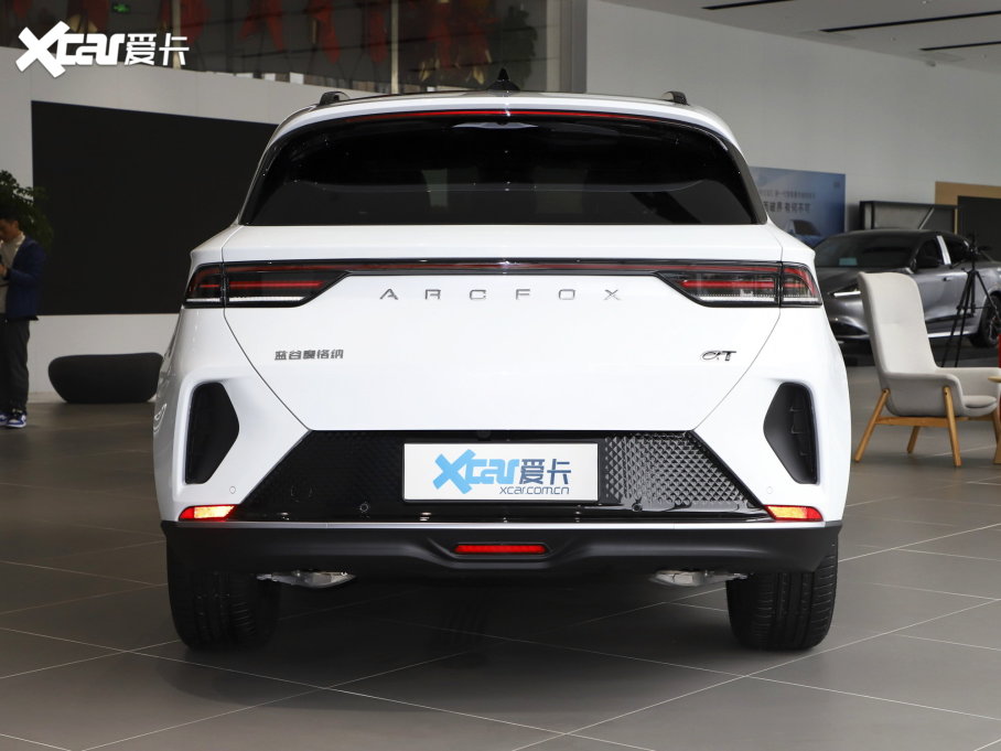 2022O T(ARCFOX T) 480S 175kW