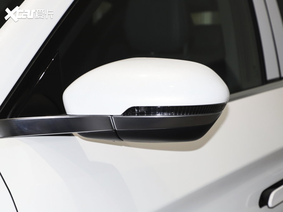 2022O T(ARCFOX T) 480S 175kW