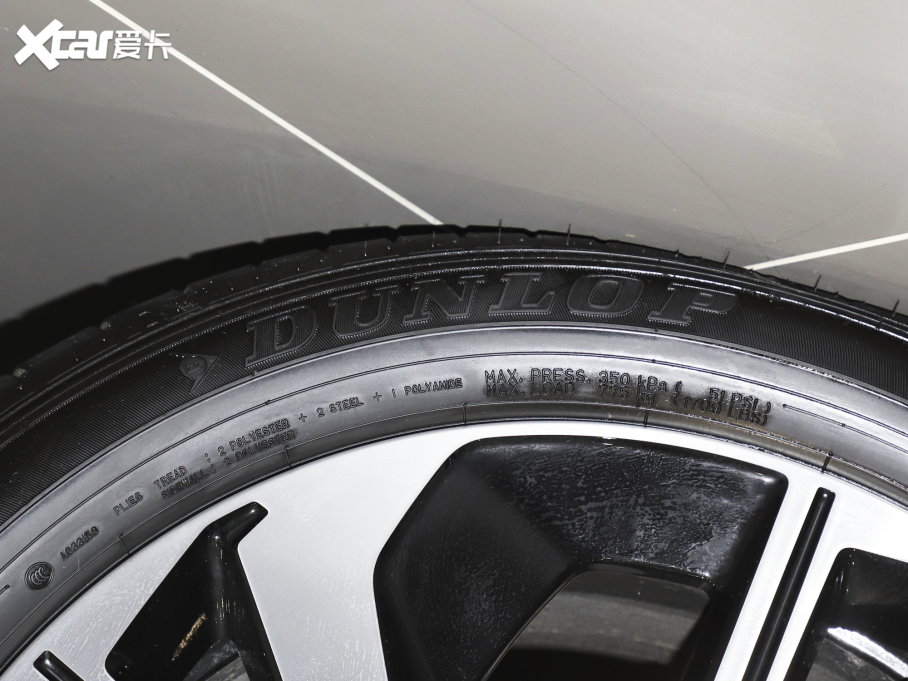 2022O T(ARCFOX T) 480S 175kW