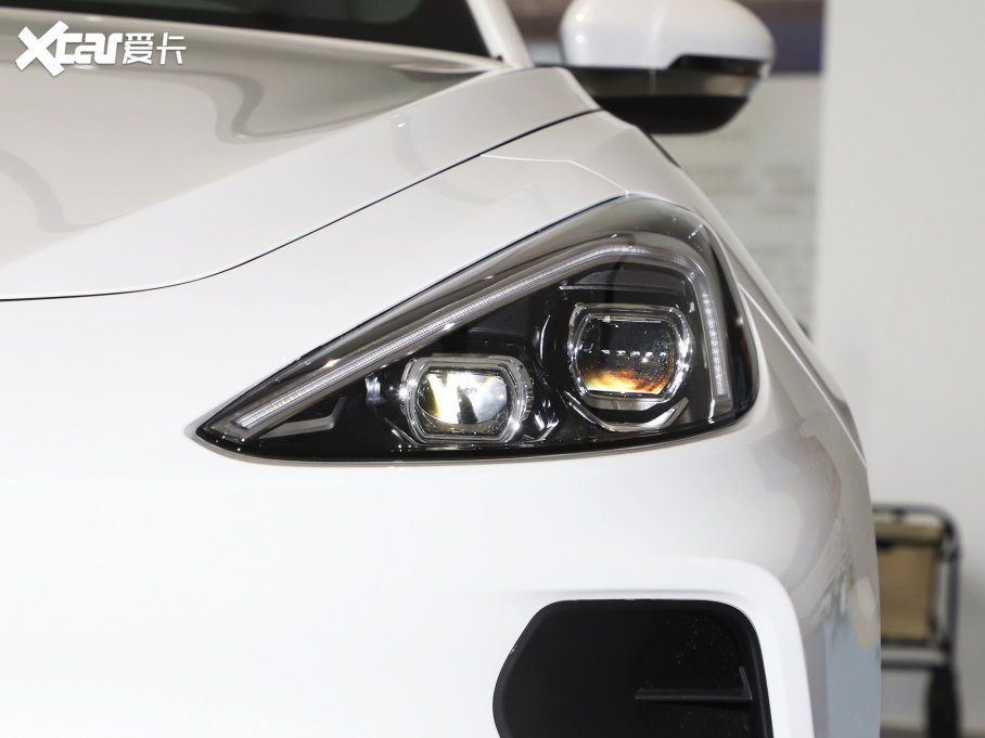 2022O T(ARCFOX T) 480S 175kW