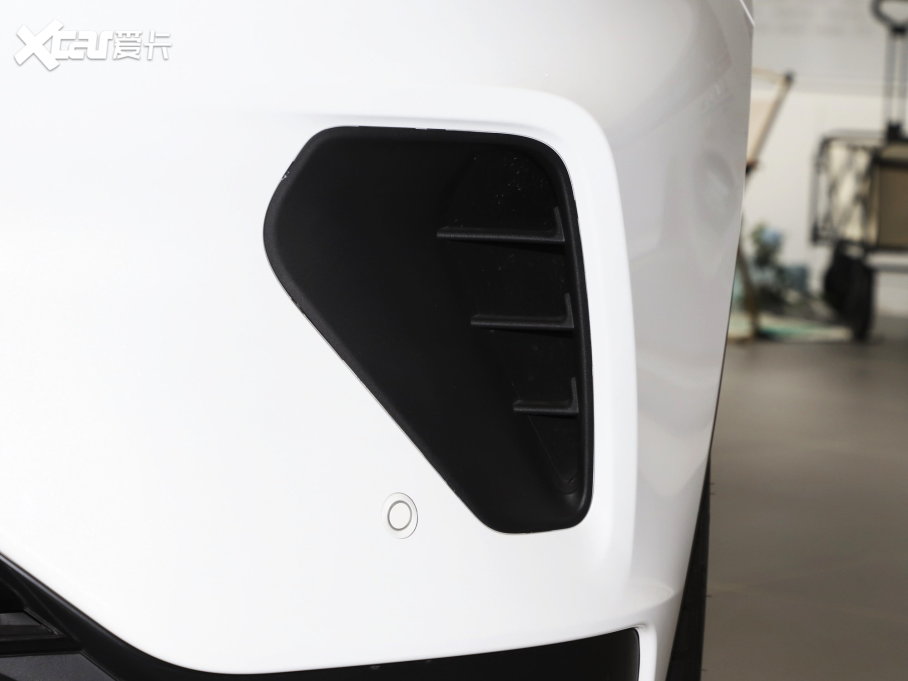 2022O T(ARCFOX T) 480S 175kW