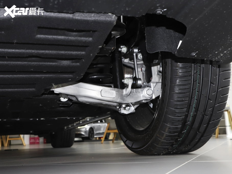 2022O T(ARCFOX T) 480S 175kW