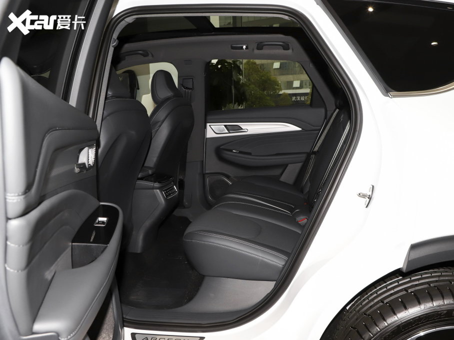 2022O T(ARCFOX T) 480S 175kW