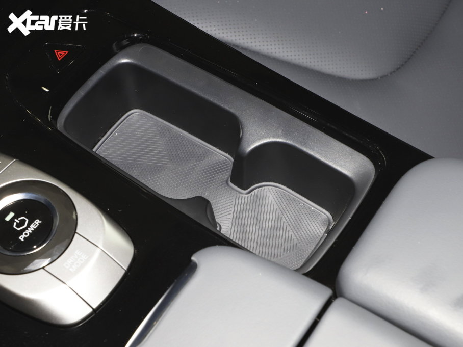 2022O T(ARCFOX T) 480S 175kW