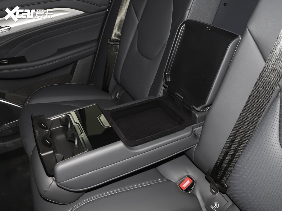 2022O T(ARCFOX T) 480S 175kW