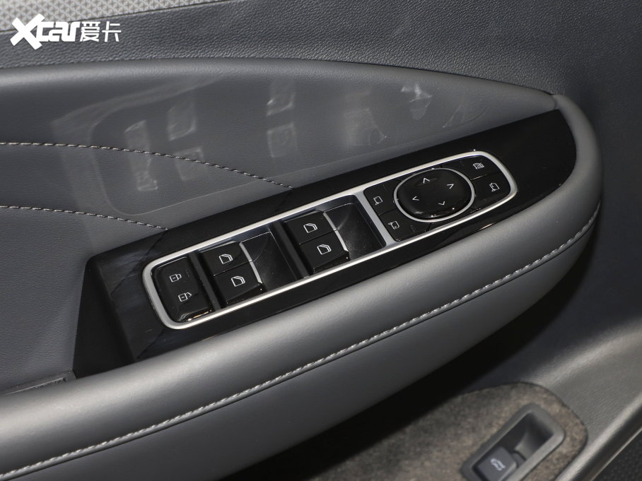 2022O T(ARCFOX T) 480S 175kW