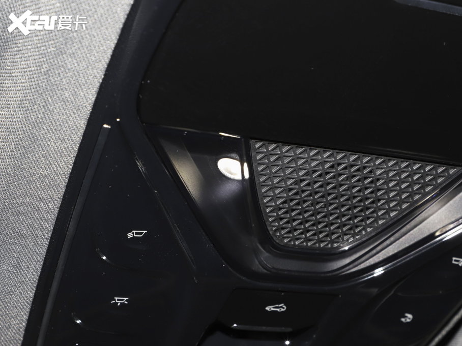 2022O T(ARCFOX T) 480S 175kW