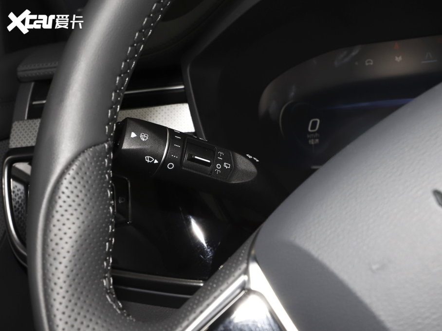 2022O T(ARCFOX T) 480S 175kW