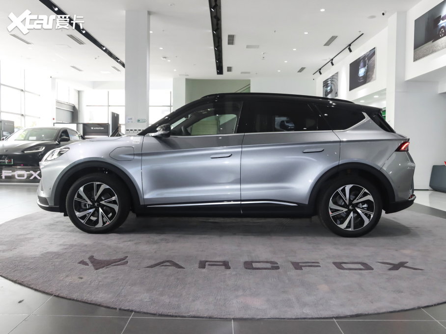 2022O T(ARCFOX T) 480S+ 175kW