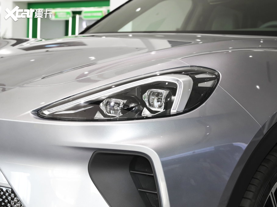 2022O T(ARCFOX T) 480S+ 175kW