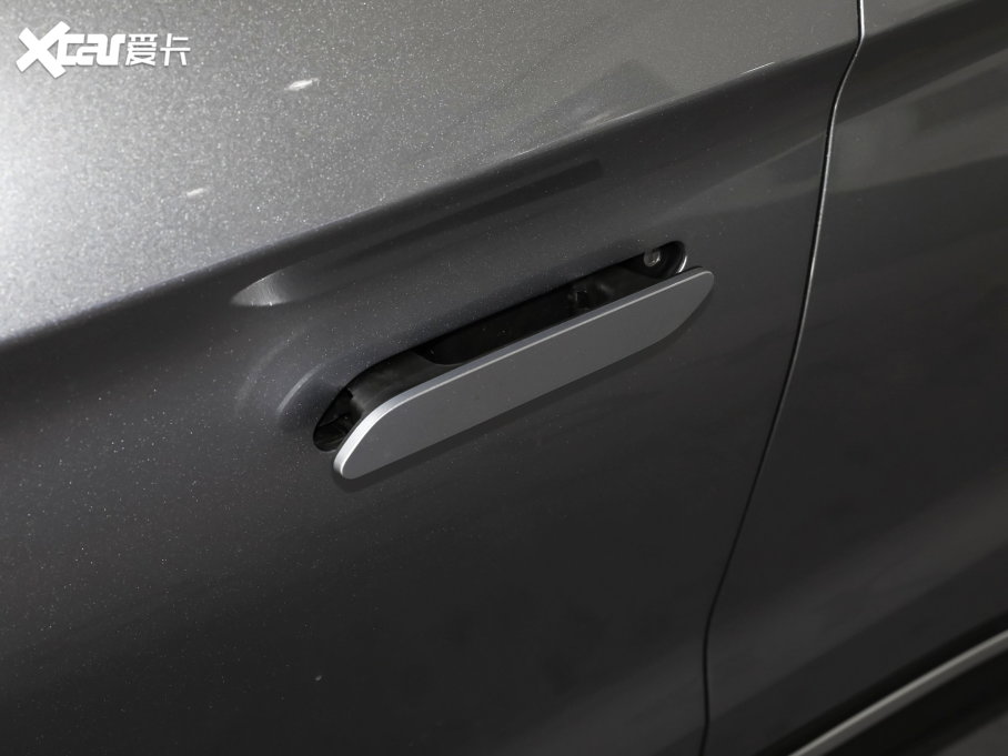 2022O T(ARCFOX T) 480S+ 175kW