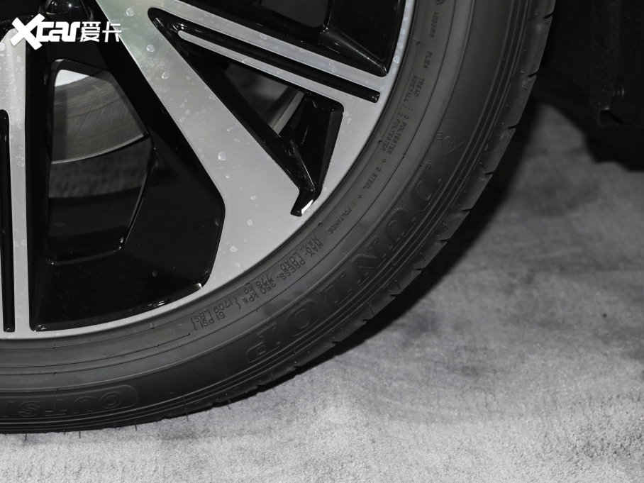 2022O T(ARCFOX T) 480S+ 175kW