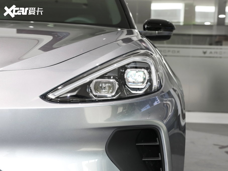 2022O T(ARCFOX T) 480S+ 175kW