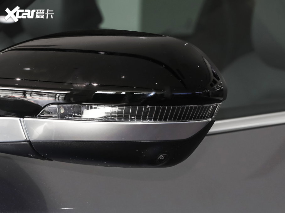 2022O T(ARCFOX T) 480S+ 175kW