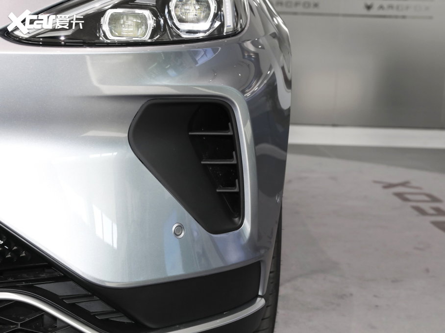 2022O T(ARCFOX T) 480S+ 175kW