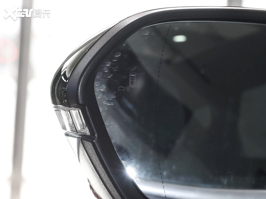 2022O T(ARCFOX T) 480S+ 175kW