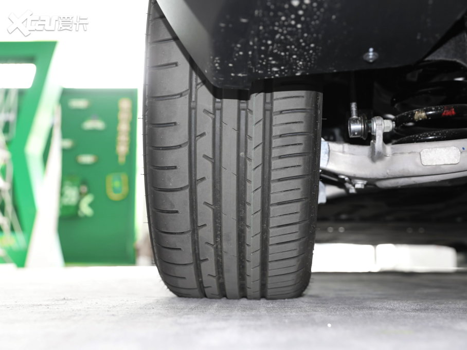 2022O T(ARCFOX T) 480S+ 175kW