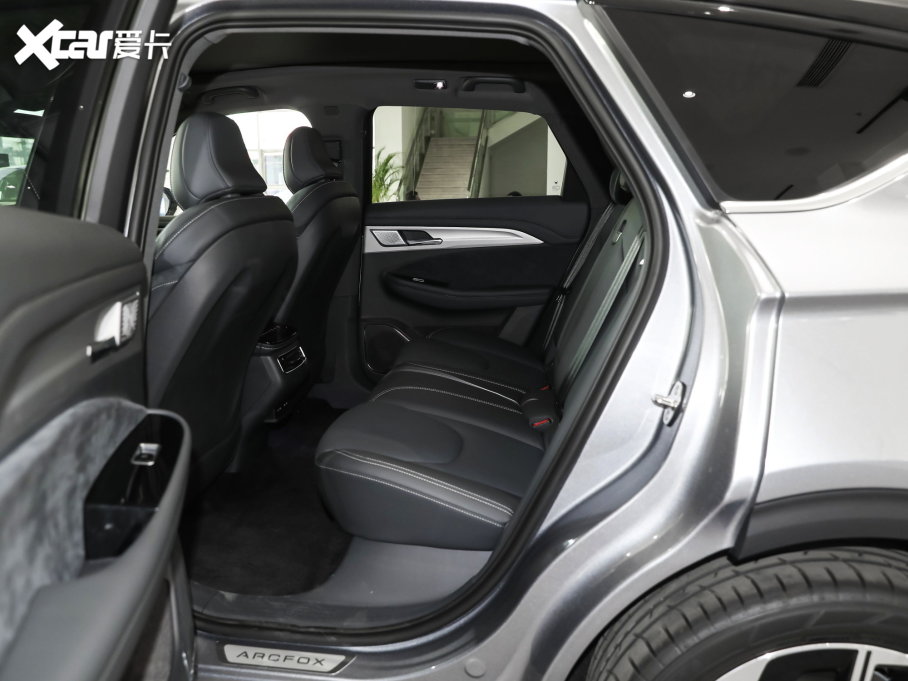 2022O T(ARCFOX T) 480S+ 175kW