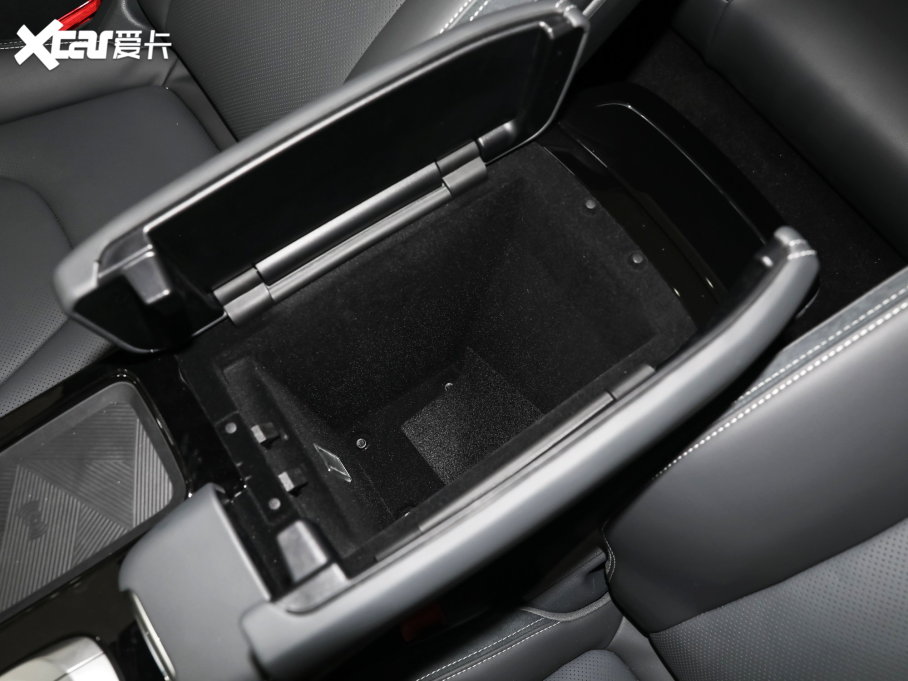 2022O T(ARCFOX T) 480S+ 175kW