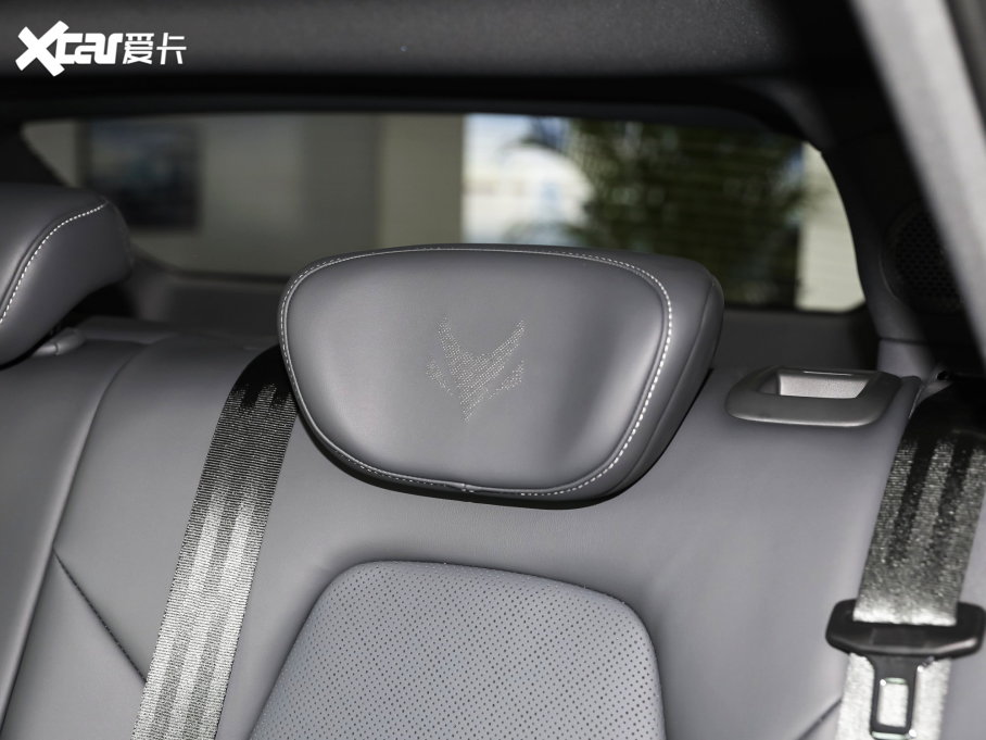 2022O T(ARCFOX T) 480S+ 175kW