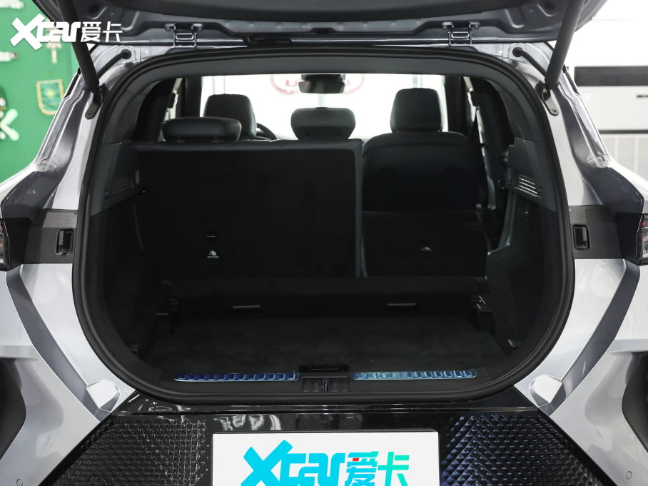 2022O T(ARCFOX T) 480S+ 175kW