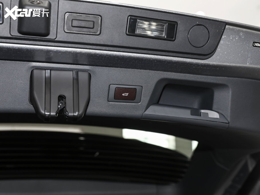 2022O T(ARCFOX T) 480S+ 175kW